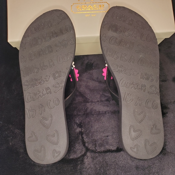 Coach Kerrie Poppy Size 6 New in Box - Picture 3 of 4